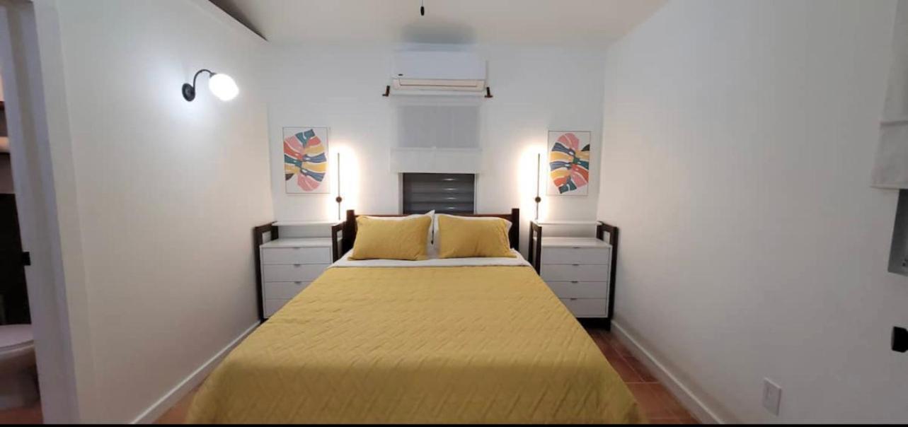 Hotel Alux House Placencia Exterior foto